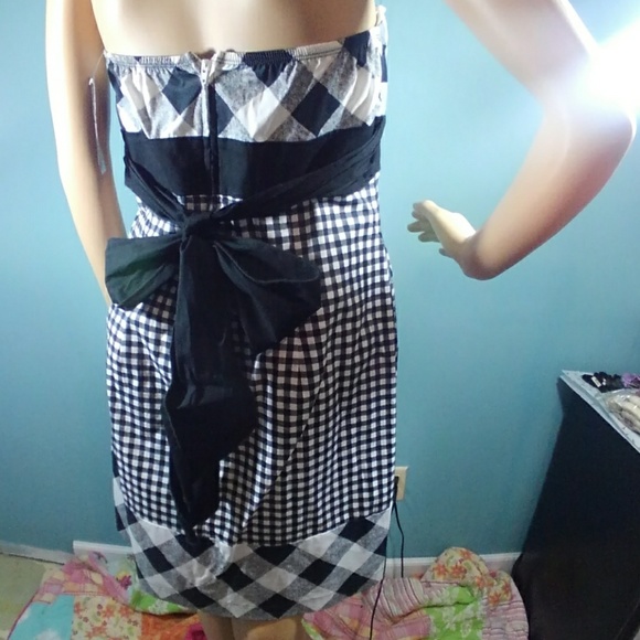 7/8 Strapless Black and White Gingham Dress NWT - Picture 2 of 7